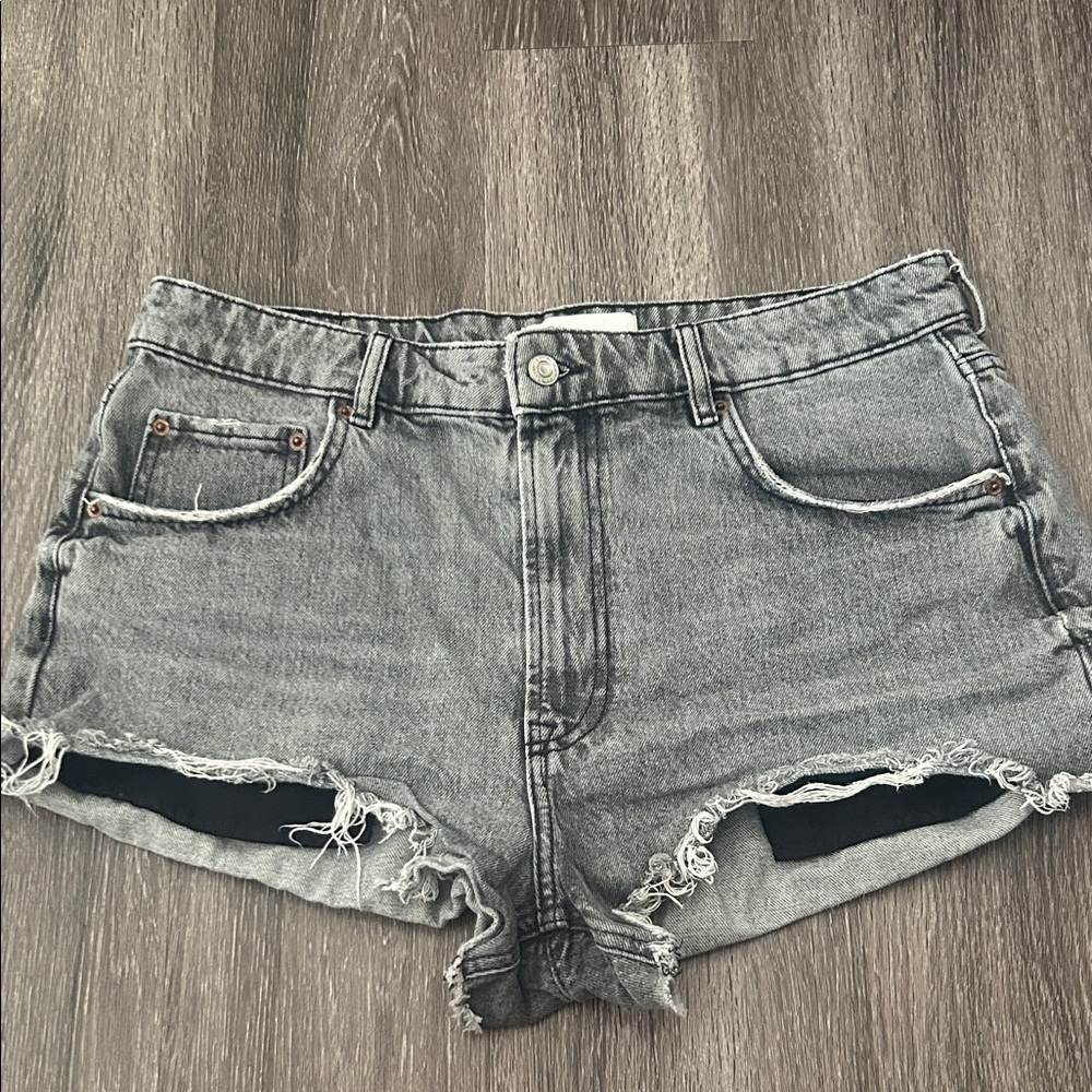 Women's Zara Gray Distressed Jean Shorts